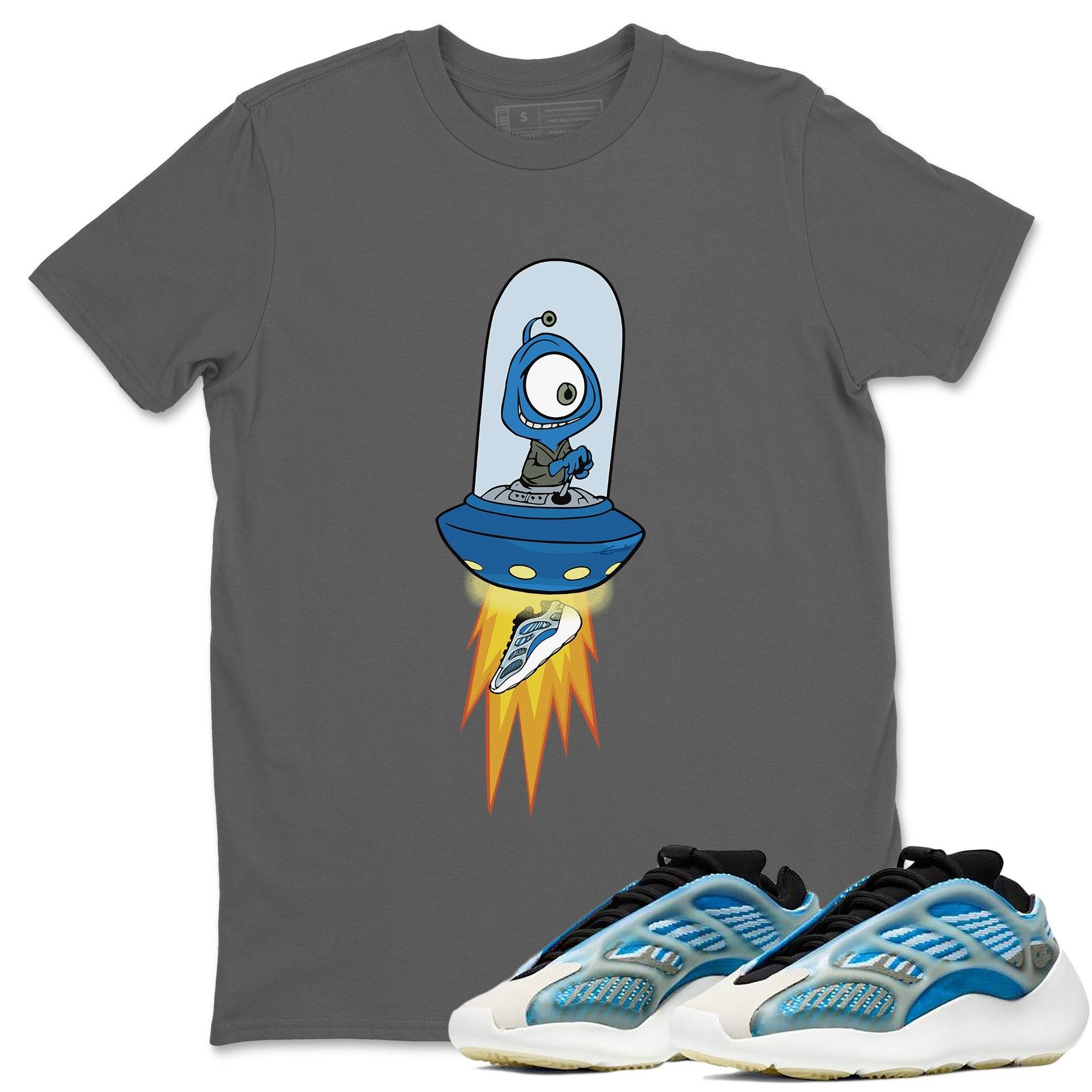 Alien Unisex Tops - Yeezy 700 Arzareth