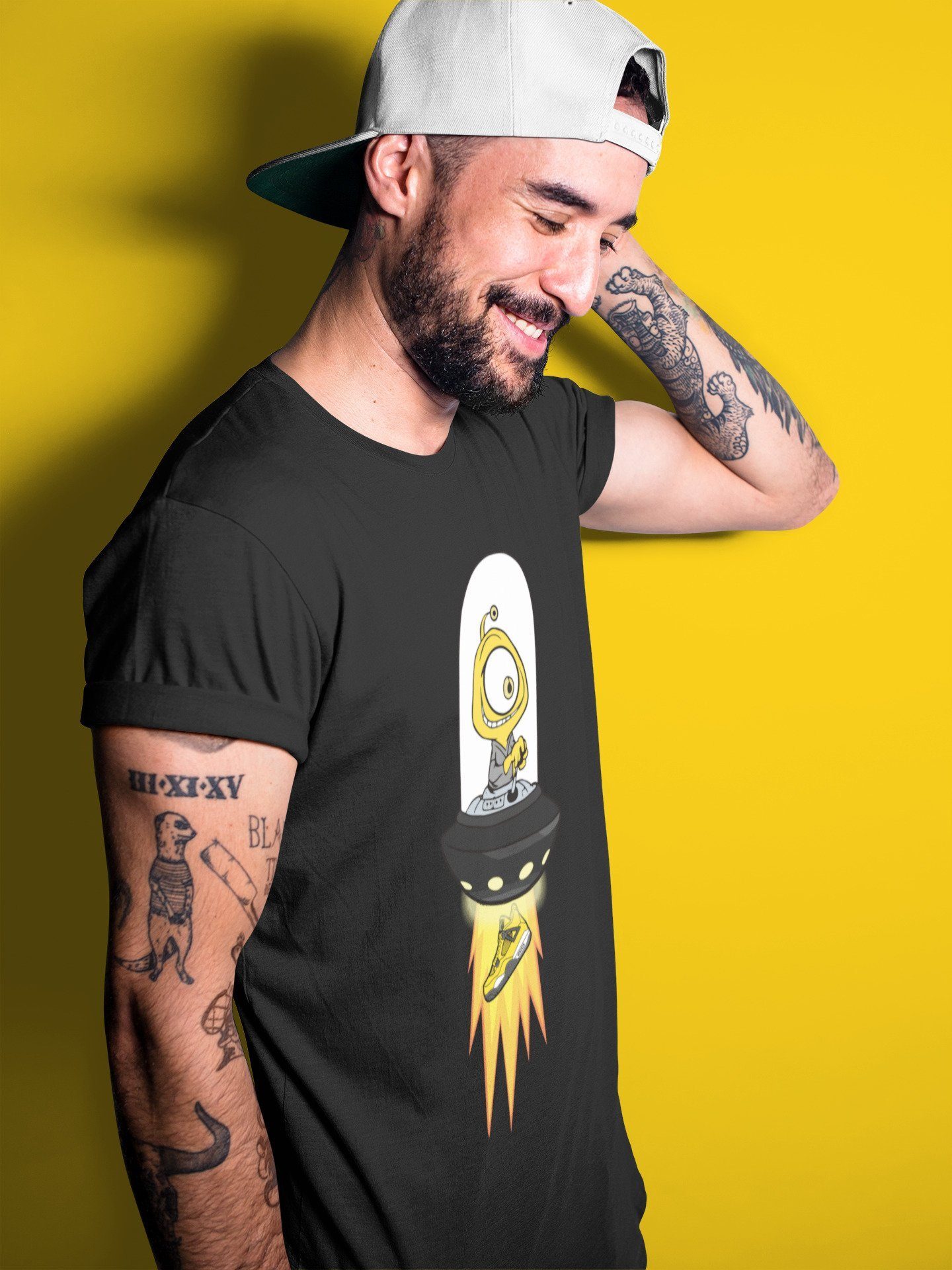 Alien Unisex Tops - Air Jordan 4 Lightning