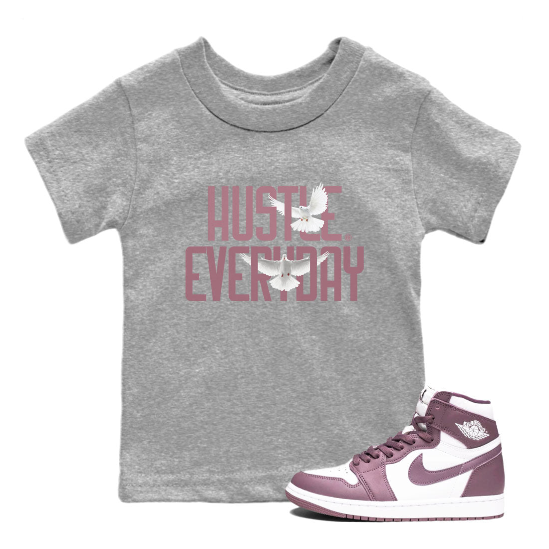 Daily Hustle snkmatch Tee Kids - Air Jordan 1 Mauve