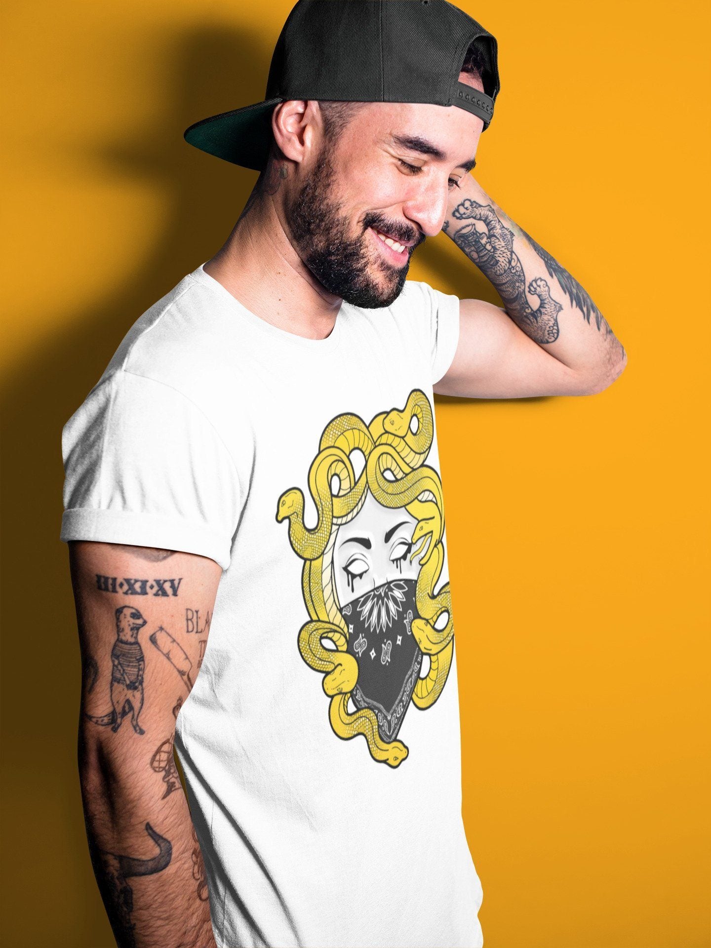 Medusa Unisex Tops - Air Jordan 4 Lightning
