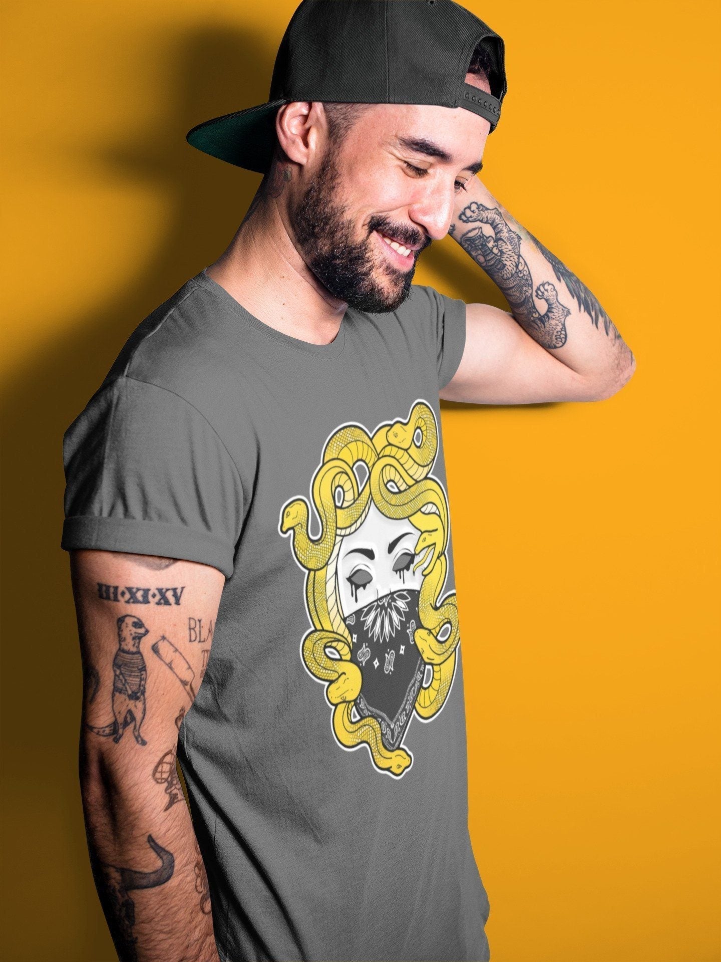Medusa Unisex Tops - Air Jordan 4 Lightning