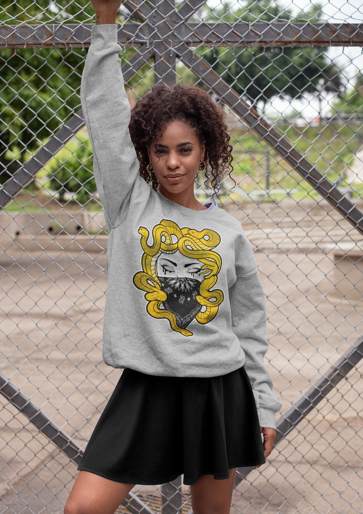 Medusa Unisex Tops - Air Jordan 4 Lightning